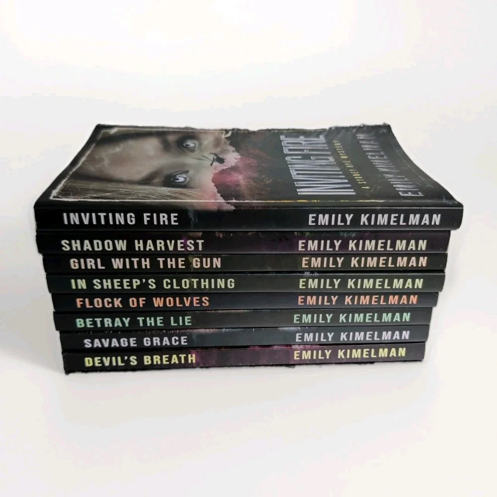 Emily Kimelman SYDNEY RYE MYSTERIES Series Lot of 8  Set Paperback Books